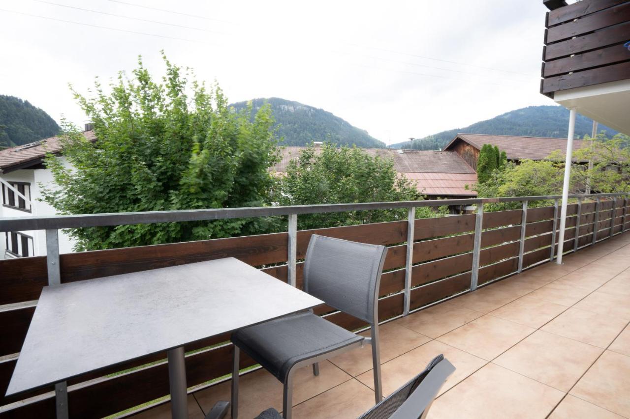 Hirschsprungblick Apartment Obermaiselstein Bagian luar foto